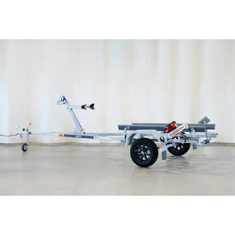 TRAILERMATE 750 kg (530 x 200 cm) vesijettitraileri (tuplatuet)